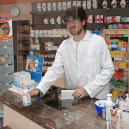 Mampara anticontagio para mostrador