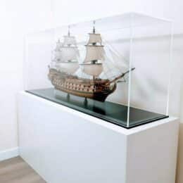 urna de metacrilato para maquetas