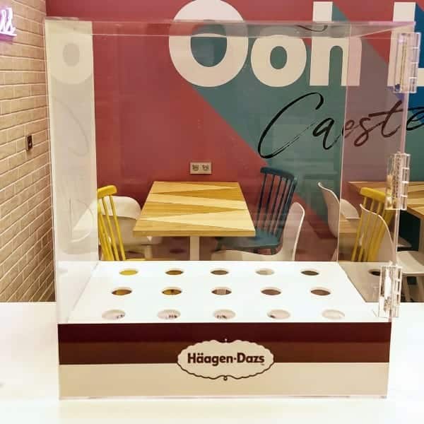 Caja de metacrilato para cucuruchos de helado